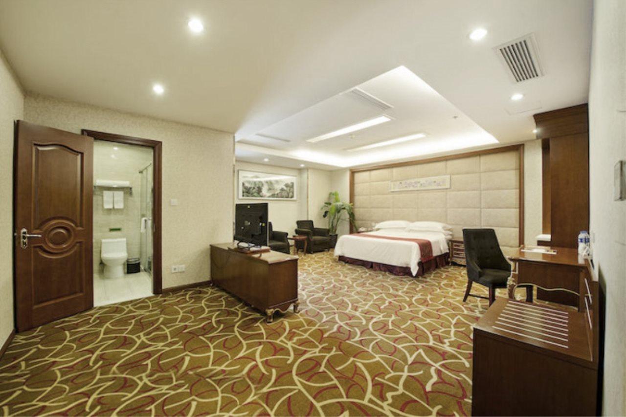 Vienna International Hotel Shanghai Songjiang Exterior photo